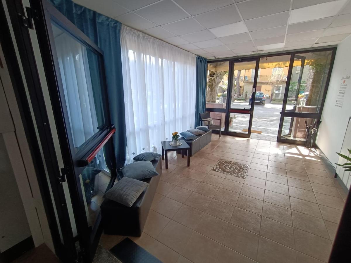 Hotel La Torre Cervia Zewnętrze zdjęcie